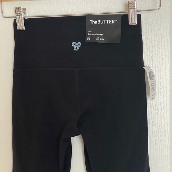 TNA TnaBUTTER Atmosphere Hi-Rise 9" Short
Long High Waisted Bike Shorts XS - Picture 3 of 8